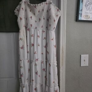 Floral White Maxi Dress